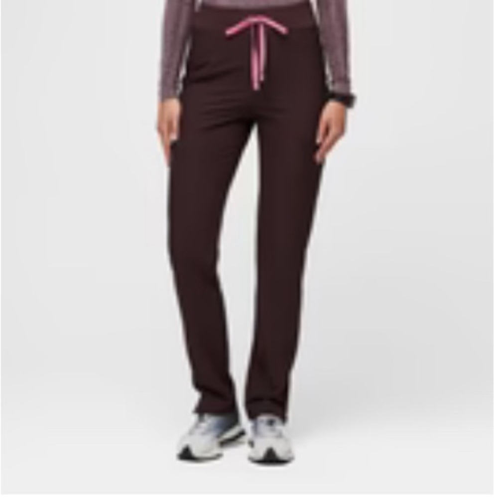 FIGS Yola high waisted FreeX scrubs, in color Dark Fig, size XS